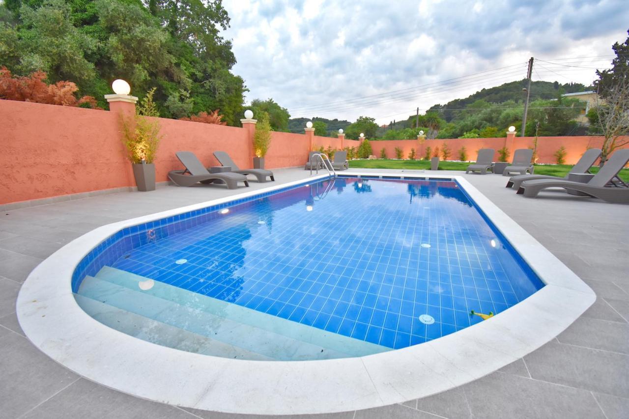 Sinarádes Villa Alex מראה חיצוני תמונה