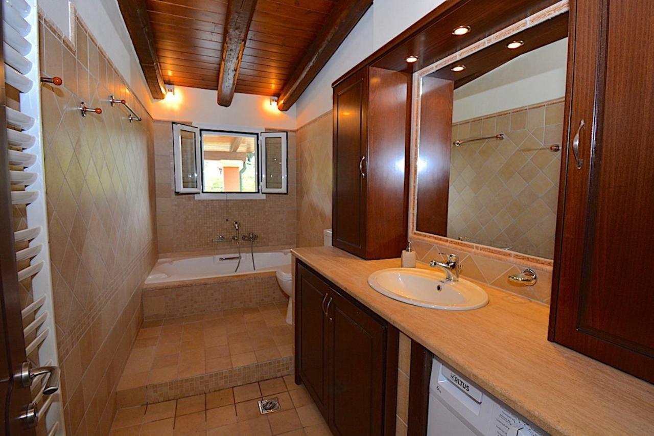 Sinarádes Villa Alex מראה חיצוני תמונה