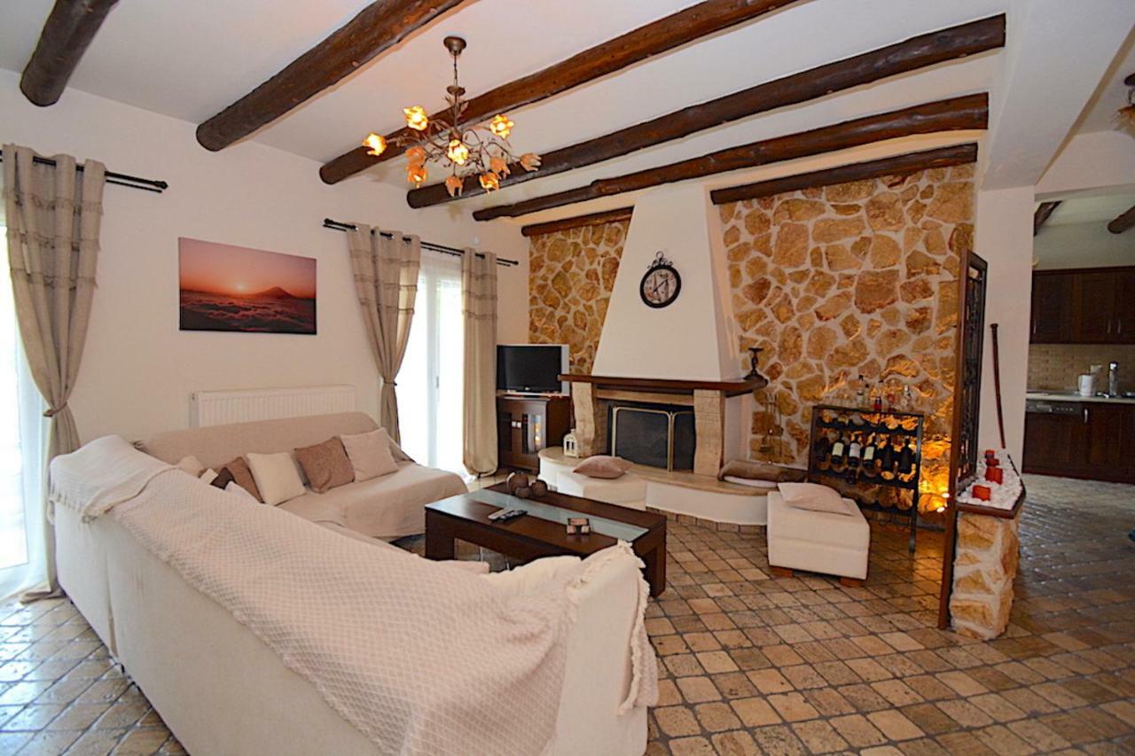 Sinarádes Villa Alex מראה חיצוני תמונה
