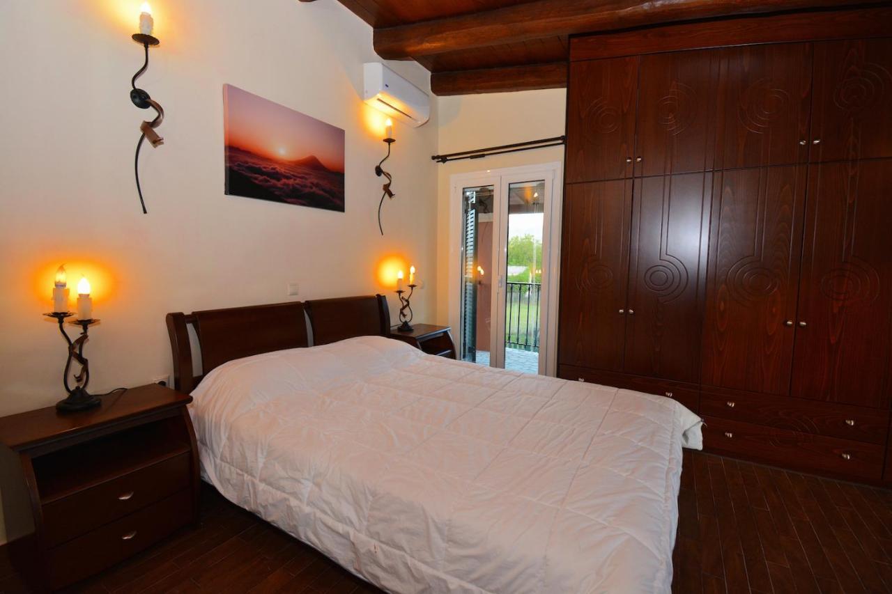 Sinarádes Villa Alex מראה חיצוני תמונה