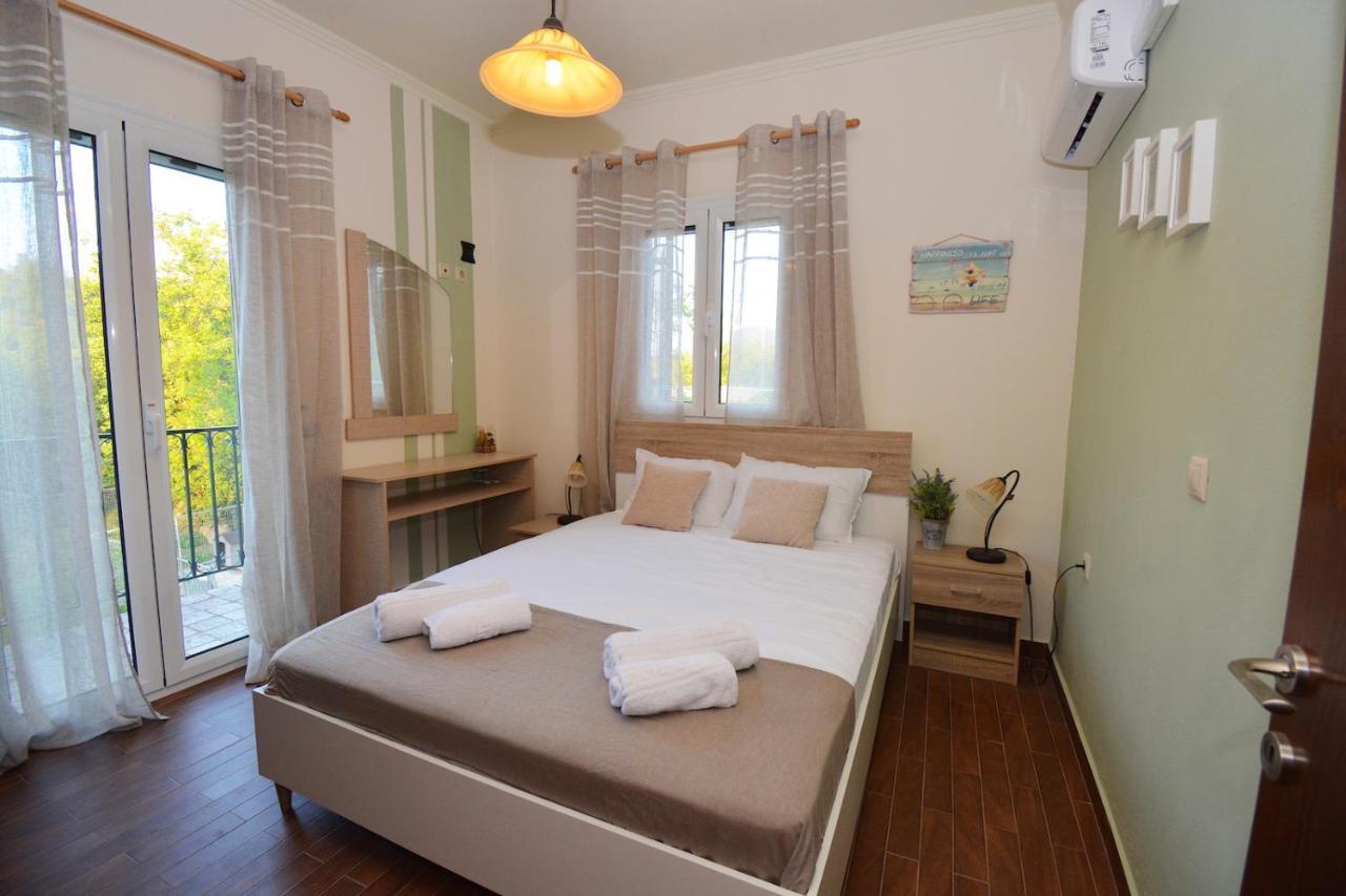 Sinarádes Villa Alex מראה חיצוני תמונה